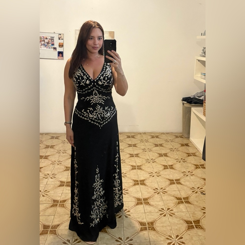 Chic Black and White Embroidered Maxi Dress